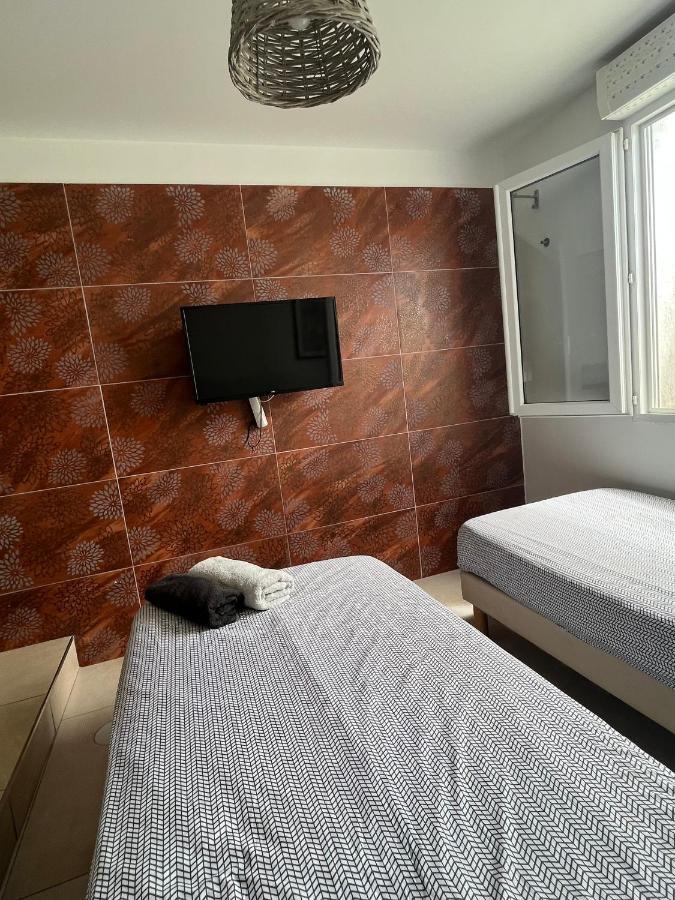 مارينيان Appartement 4 Personnes, Aeroport Marseille المظهر الخارجي الصورة
