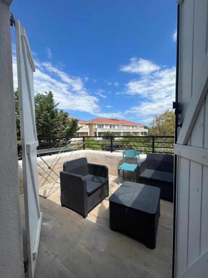 مارينيان Appartement 4 Personnes, Aeroport Marseille المظهر الخارجي الصورة