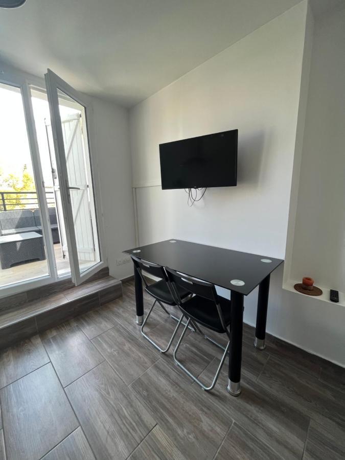 مارينيان Appartement 4 Personnes, Aeroport Marseille المظهر الخارجي الصورة